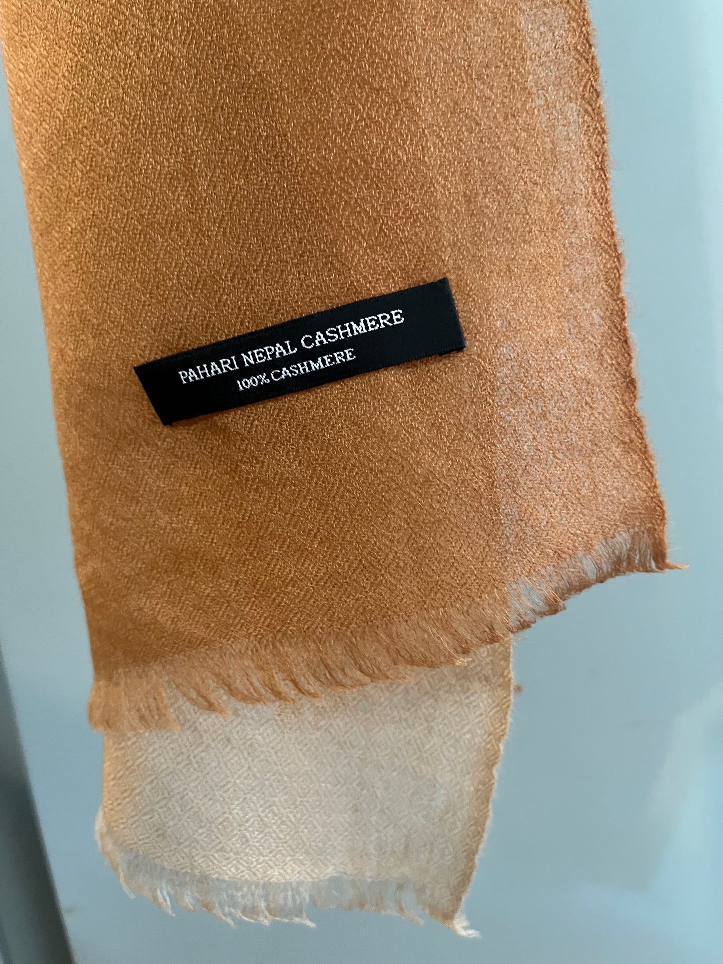 Grade A Cashmere-Shaded Diamond Pattern Versatile Scarf
