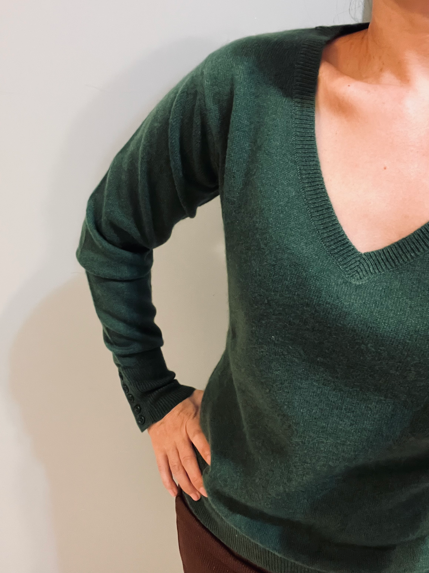 Knitted Moss Green Ladies Sweater - 100% Cashmere