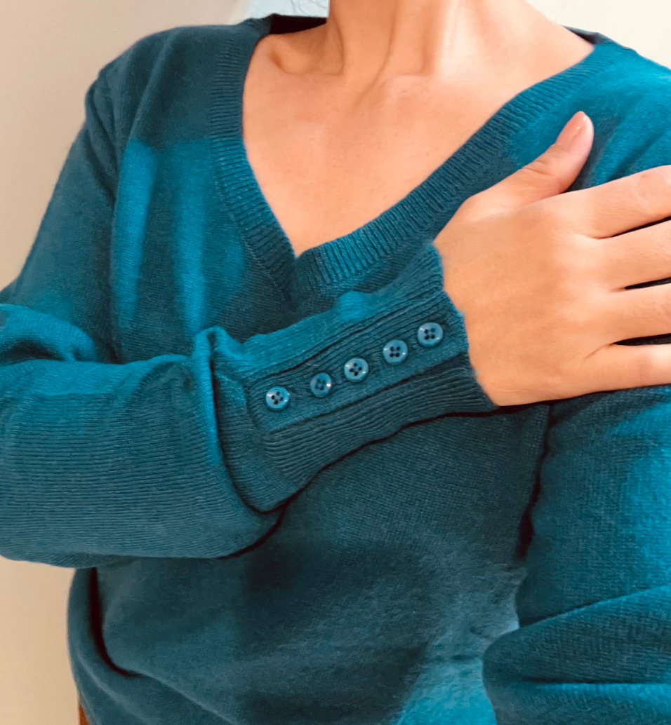 Hand Knitted Teal Color Ladies Sweater - 100% Cashmere