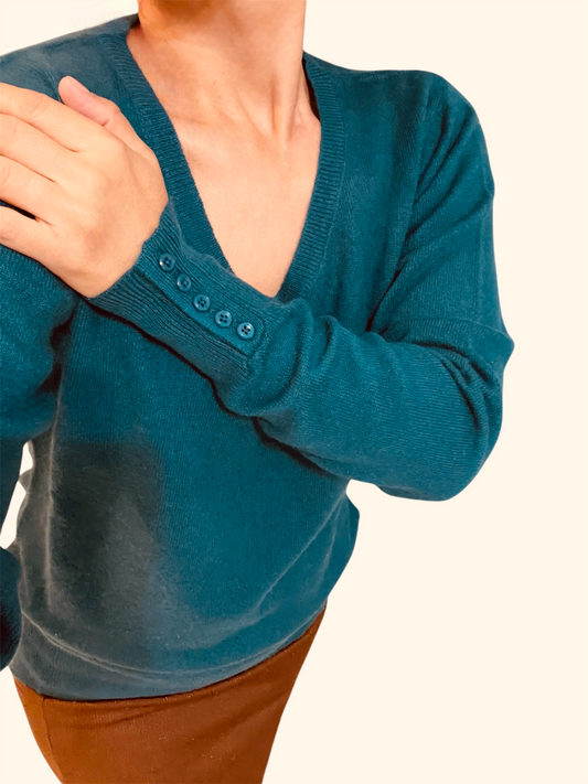 Hand Knitted Teal Color Ladies Sweater - 100% Cashmere